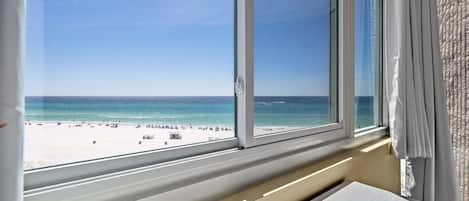 Standard Studio | Living area