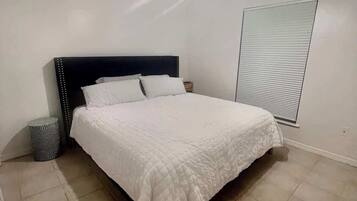2 bedrooms, iron/ironing board, WiFi, bed sheets