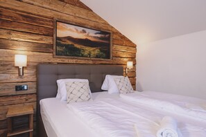 4 Schlafzimmer, Bügeleisen/Bügelbrett, kostenloses WLAN, Bettwäsche