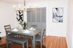 تناول الطعام