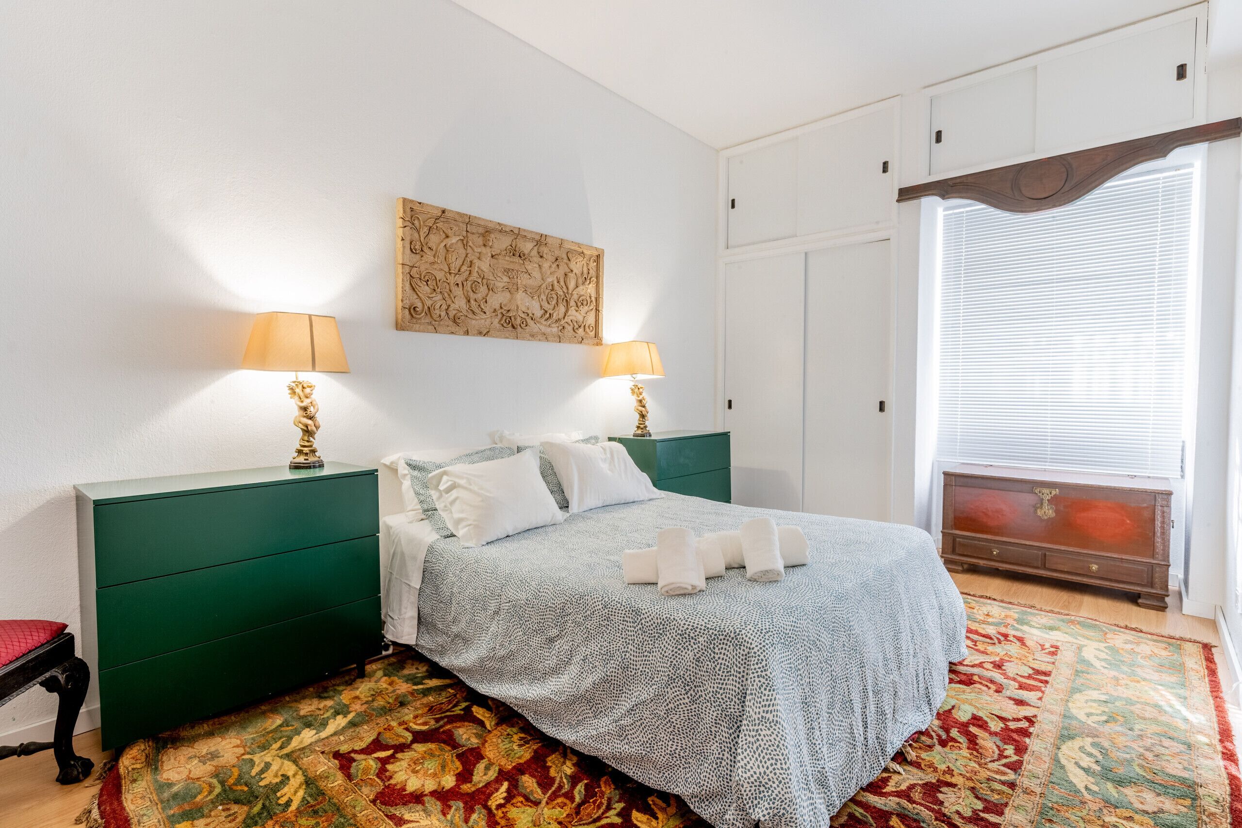 1 dormitorio, escritorio, tabla de planchar con plancha y wifi gratis