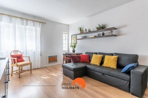 TV - #059 T1 Praceta by Home Holidays (Albufeira)