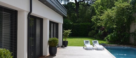 Piscine extérieure, piscine chauffée
