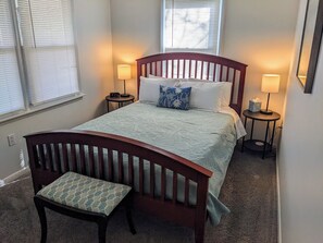 2 chambres, fer et planche à repasser, lit parapluie, Wi-Fi gratuit