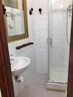 Bathroom - Camere Masaccio  (Certaldo)