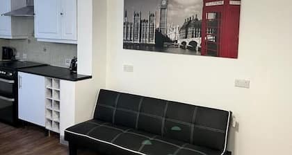 Kensington Stories - 4 Bed House