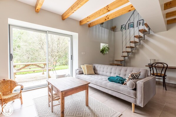 TV - Charmante Maison Cocooning en Pleine Nature (SAINT DIER D'AUVERGNE)