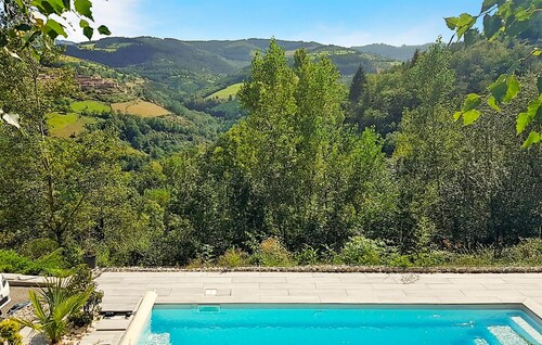 Nice home in La Valla en Gier