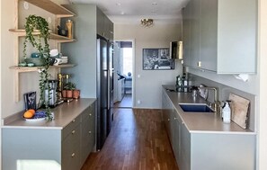 Fridge, microwave, oven, dishwasher