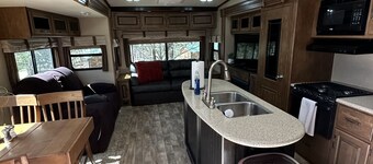 Cozy getaway close to Hochatown/Casinos/Beavers Bend/Lakes