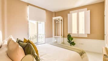 2 slaapkamers, een strijkplank/strijkijzer, gratis wifi, beddengoed