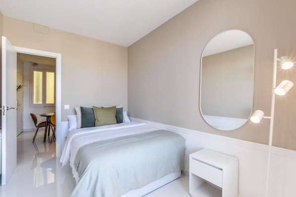 2 camere, materassi in memory foam, ferro/asse da stiro, Wi-Fi gratuito
