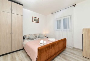 3 bedrooms, WiFi - Holiday apartment mit Pool und Klimaanlage (Fažana)
