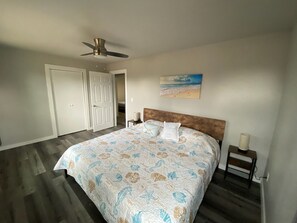 5 bedrooms, iron/ironing board, free WiFi, bed sheets