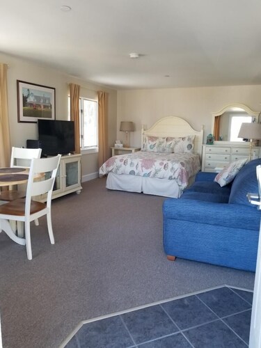 Sheepscot Harbour Studio #215