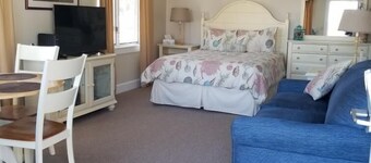 Sheepscot Harbour Studio #215