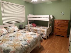 2 bedrooms, iron/ironing board, bed sheets - Ocean front home with breathtaking views! (Crystal River)