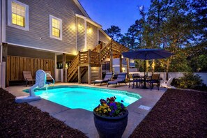 Outdoor pool, a heated pool