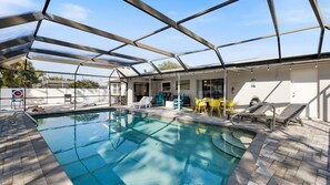 Et oppvarmet basseng