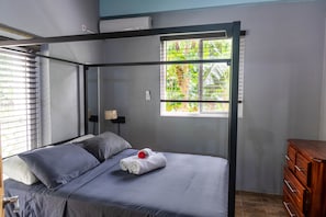 Apartemen Mewah, 2 kamar tidur | 2 kamar tidur, setrika/meja setrika, Wi-Fi gratis, dan seprai linen