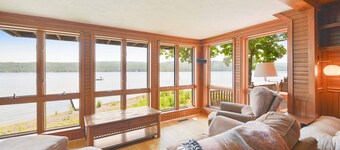 Sunshine Daydream - "300 Feet of Natural Honeoye Lake Shoreline!"