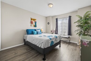 3 bedrooms, iron/ironing board, travel cot, free WiFi