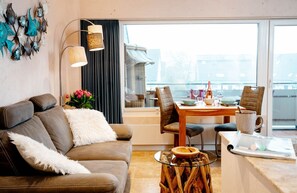 Imagen sin descripción, 2 de 17, botón