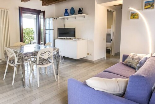 S294 - Sirolo, wonderful three-room apartment with terrace and sea view
