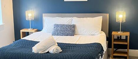 3 bedrooms, WiFi, bed sheets