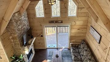 TV connectée, cheminée