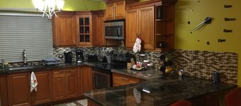 2 bedroom apartment  located 5 minutes from the highway & downtown shopping 