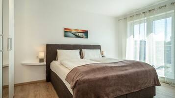 1 bedroom, free WiFi, bed sheets