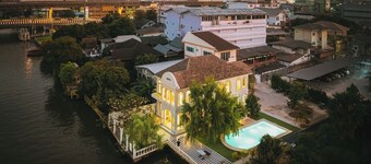 Arpo Pool Villa Riverside Bangkok