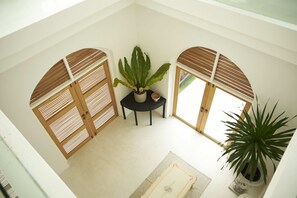 Interior - Private 3 Bedroom Pool Villa Riverside in Bangkok - 1 min from MRT Bang Phai (Bangkok)