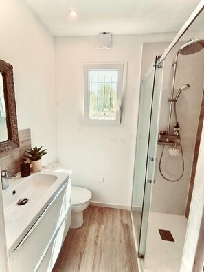 Bathroom - Bungalow with terrace close to the Gigaro beach (LA CROIX VALMER)