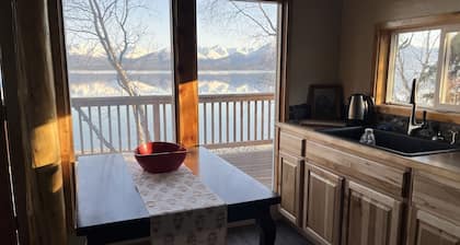 Located close to Tanalian River, amazing views and cozy setting.
