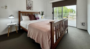 3 Schlafzimmer, Bügeleisen/Bügelbrett, kostenloses WLAN, Bettwäsche