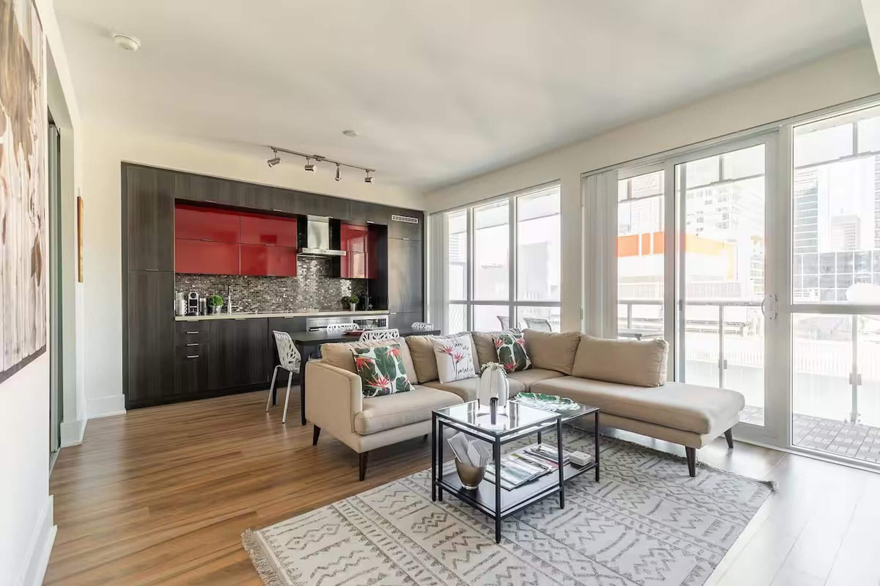 Télévision à écran plat de 55 pouces avec chaînes numériques, télévision