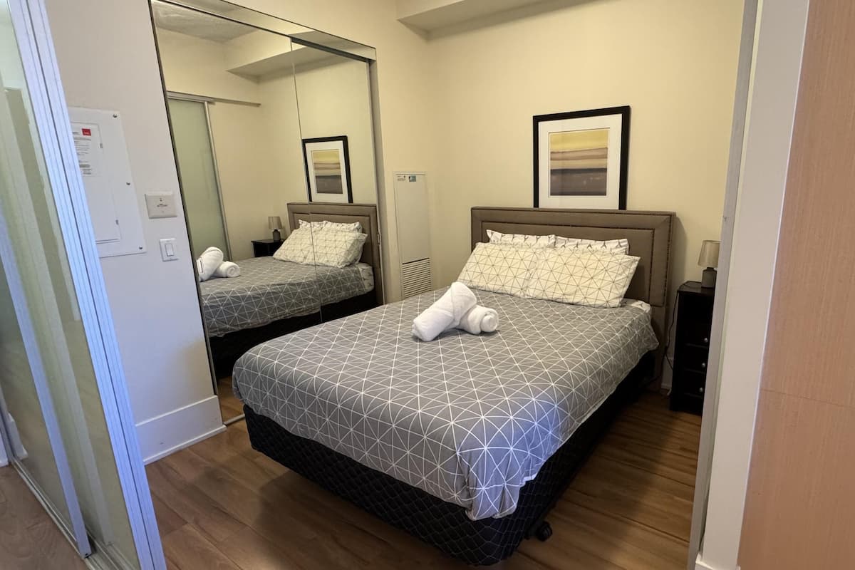 Exclusive Apartment, 1 Queen Bed with Sofa bed | 2 bedrooms, premium bedding, blackout drapes, iron/ironing board