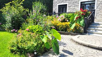 Enceinte de lâhĂ©bergement