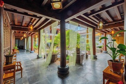 Jianyang Inn