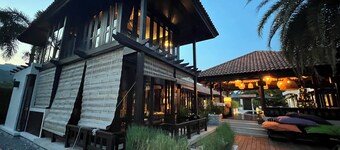 Golf Resort Villa HuaHin Chaam Palm Hills CAR INCL