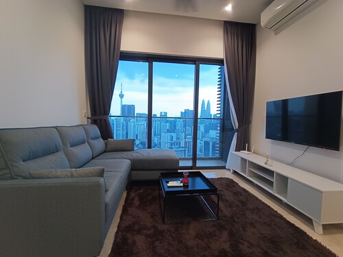 Premium suite KLCC|shopping mall connected#Infinitypool