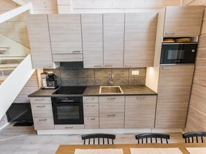 Fridge, microwave, dishwasher, cookware/dishes/utensils