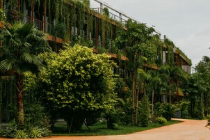 Fachada de la propiedad