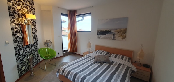 1 bedroom, WiFi, bed sheets