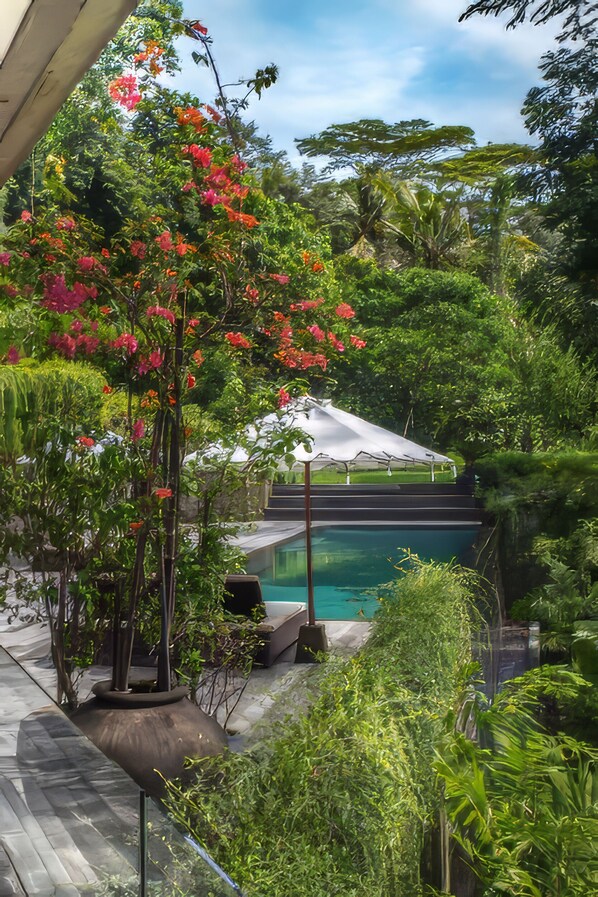 Alberca al aire libre