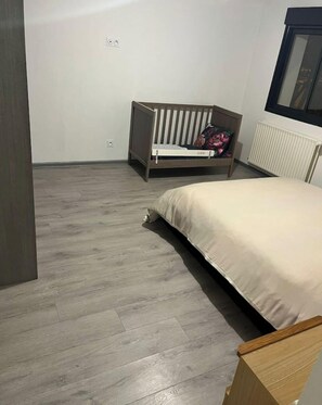 2 chambres, Wi-Fi, draps fournis
