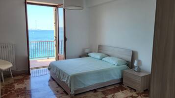 4 bedrooms, WiFi, bed sheets