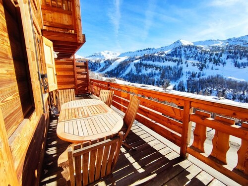 Luxury chalet in Isola 2000, near slopes, 6 beds, Wi-Fi included